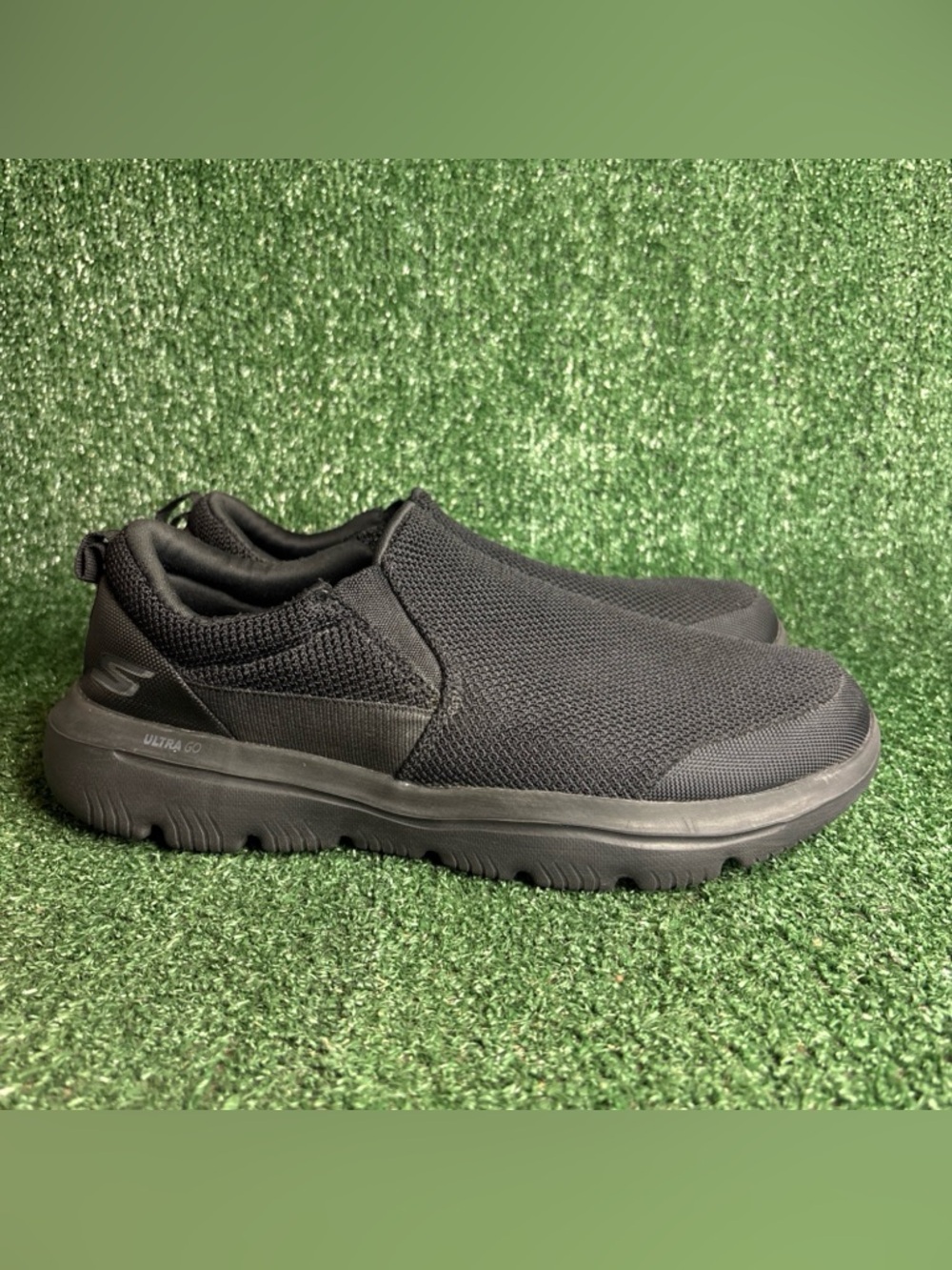SKECHERS Go Walk Evolution Shoes Men's 11 4E Wide Slip On Mesh Sneakers 54738EWW